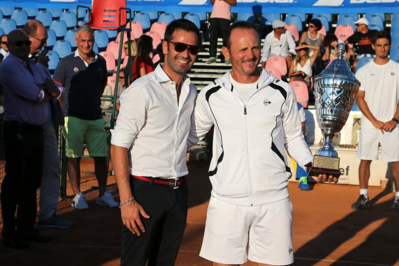 leonardomazzocchiosponsorbadialicashmerepremiaconiltrofeocecchettifalconirobertotenerini.jpg